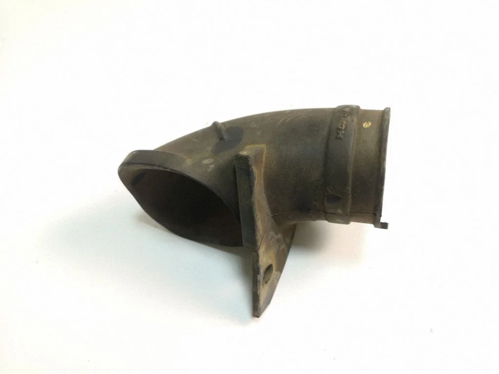 Air intake hose/pipe – Honda Civic IX (2011-2017)