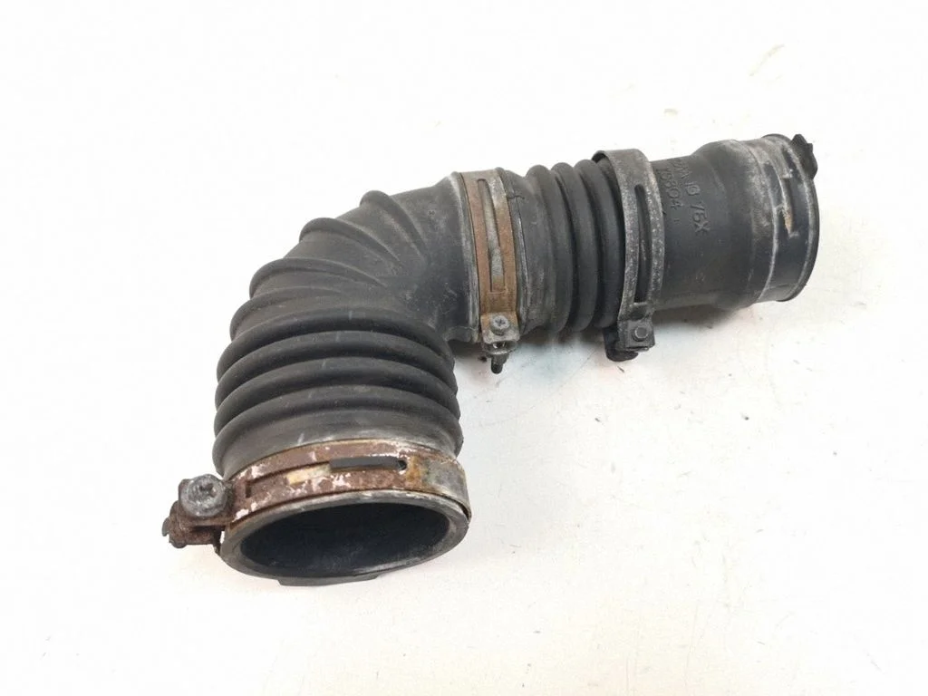 Air intake hose/pipe R2AA1376X