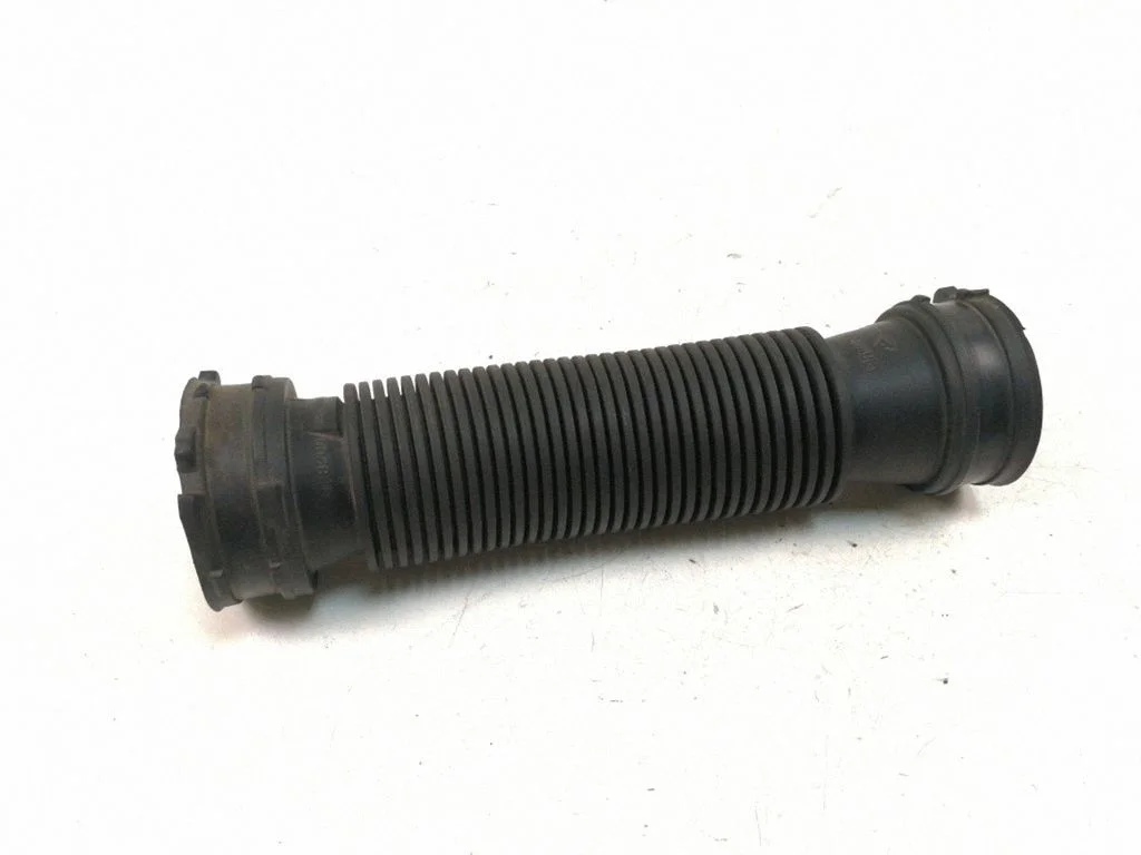 Air intake hose/pipe 8200721179