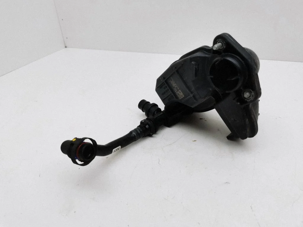 Air intake hose/pipe 05C129654
