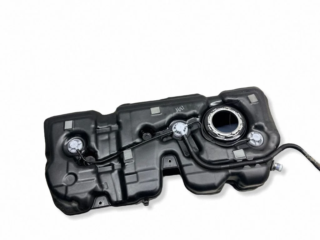 Fuel tank 8741428