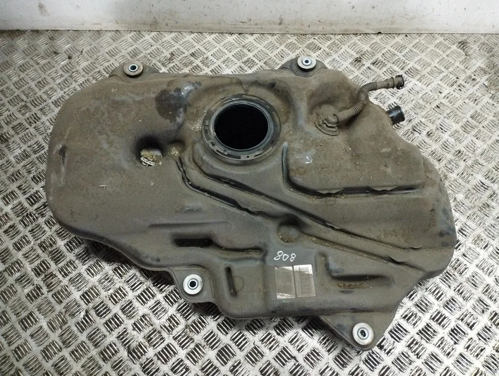 Fuel tank – Toyota Corolla E210 E21 (2018-)