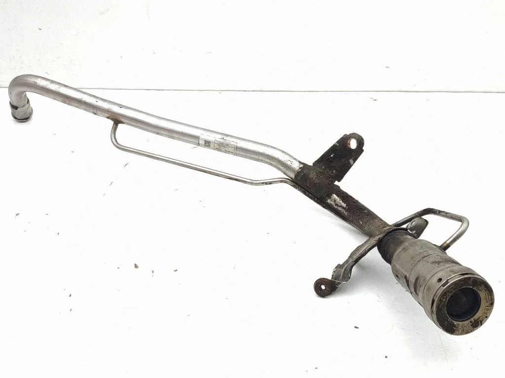 Fuel tank filler neck pipe P31669322