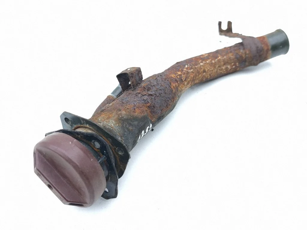 Fuel tank filler neck pipe