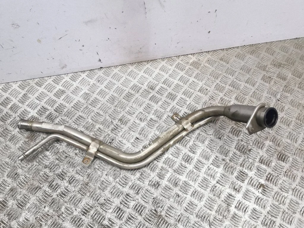 Fuel tank filler neck pipe GK729032EA