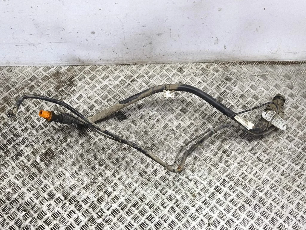 Fuel tank filler neck pipe