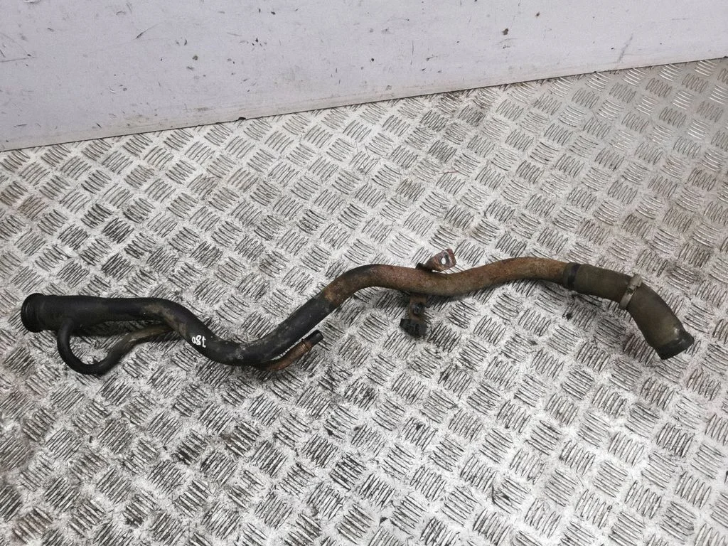 Fuel tank filler neck pipe – Jeep Grand Cherokee (2010-2021)