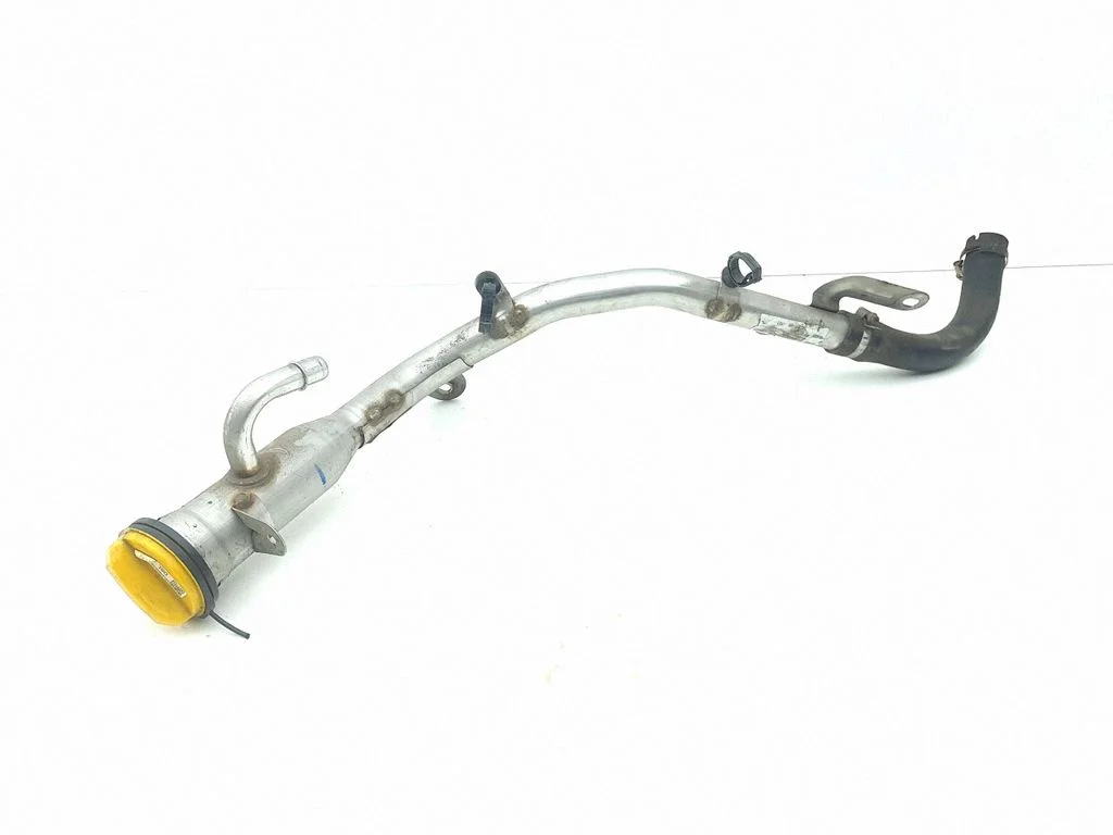 Fuel tank filler neck pipe K8D29032EB