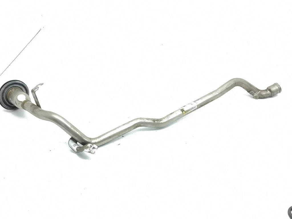 Fuel tank filler neck pipe 172215DA0B