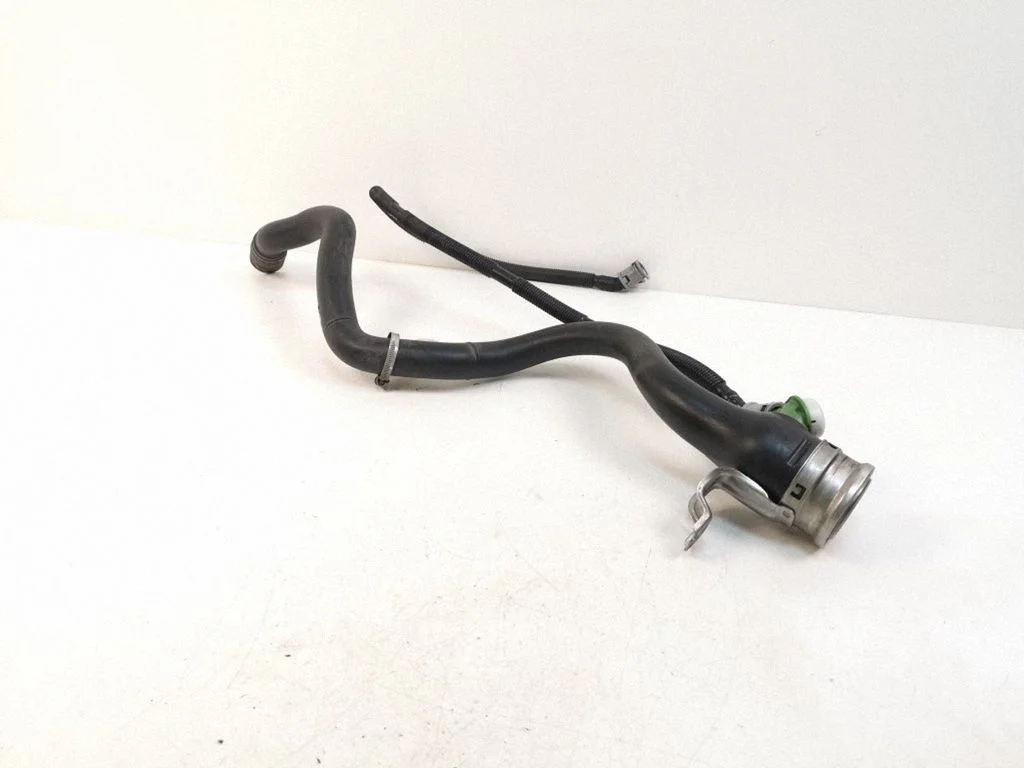 Fuel tank filler neck pipe – BMW 1 Series F20 F21 (2011-2019)