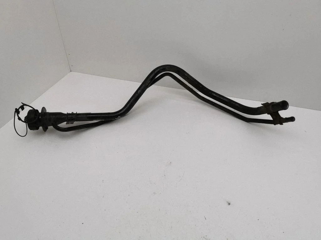 Fuel tank filler neck pipe