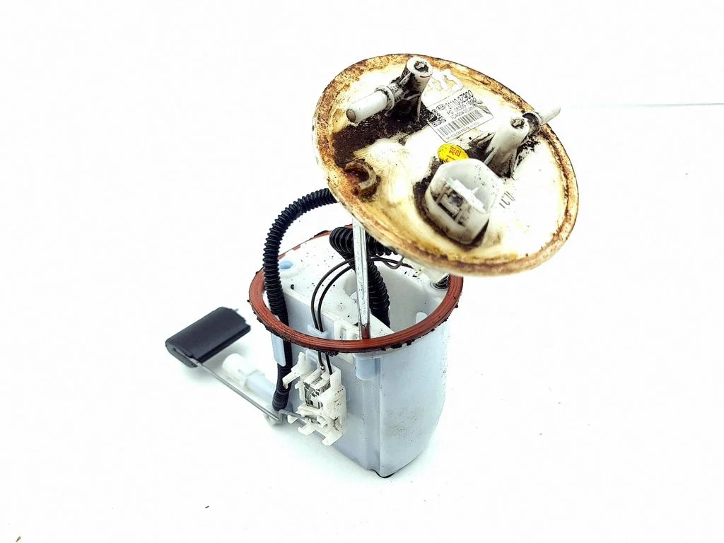 Fuel level sensor 311103Z900