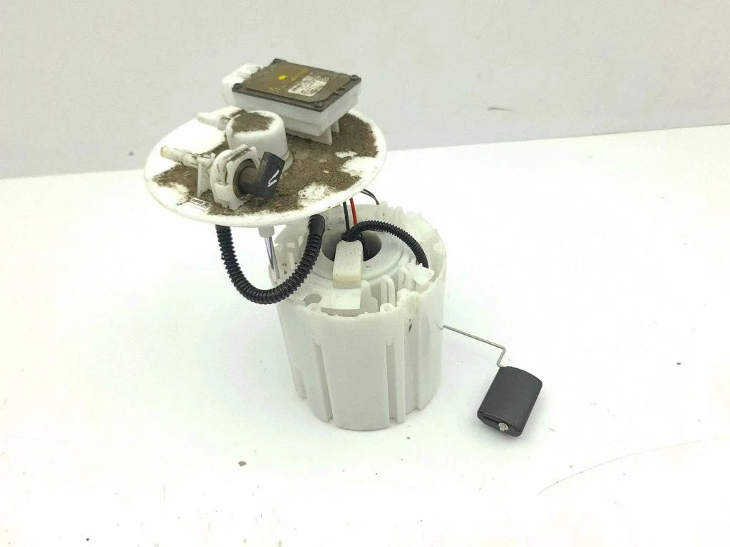In-tank fuel pump 31110J7100