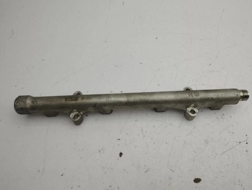 Fuel main line pipe 05E133320B