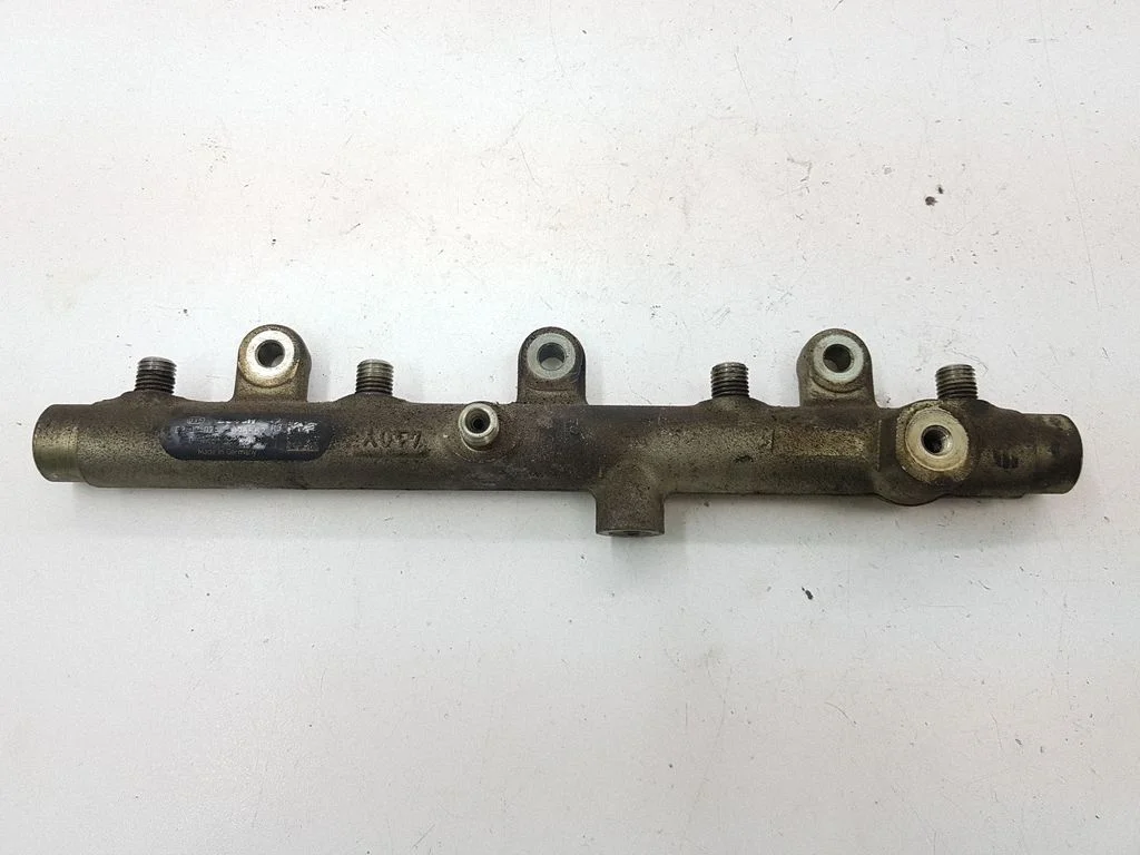 Fuel main line pipe – Peugeot 307 (2001-2005)