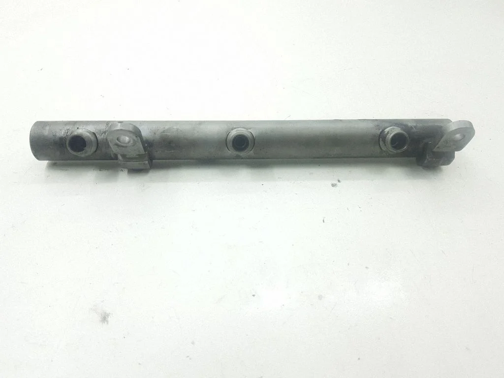 Fuel main line pipe A6420702695001