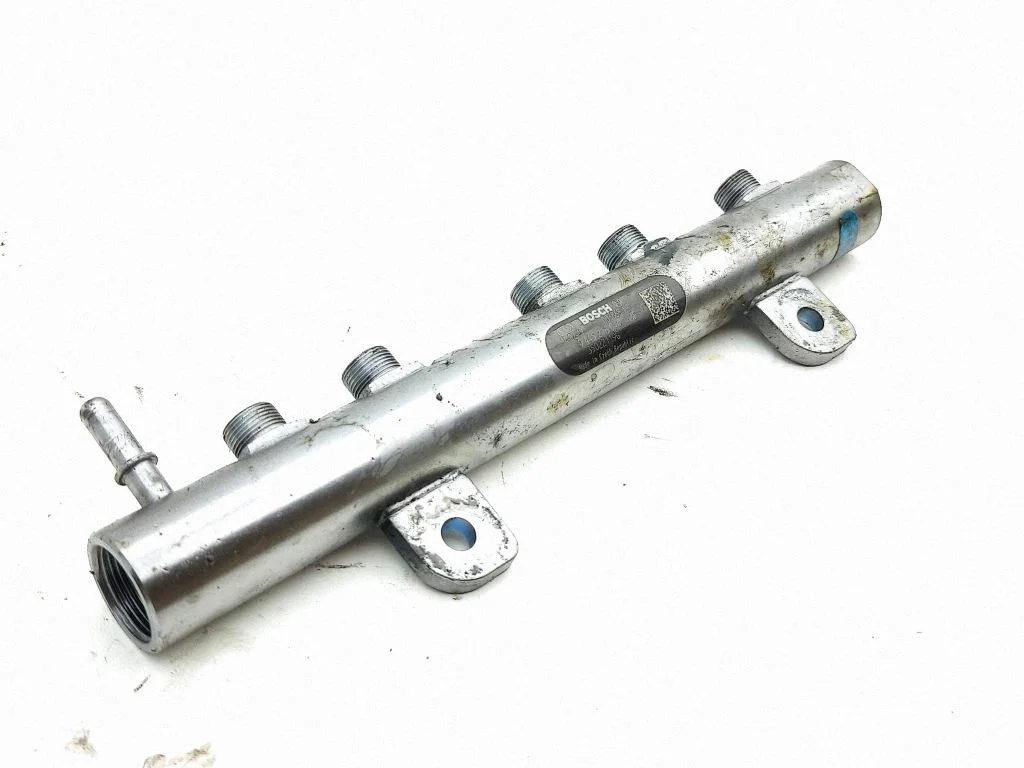 Fuel main line pipe 0445216044