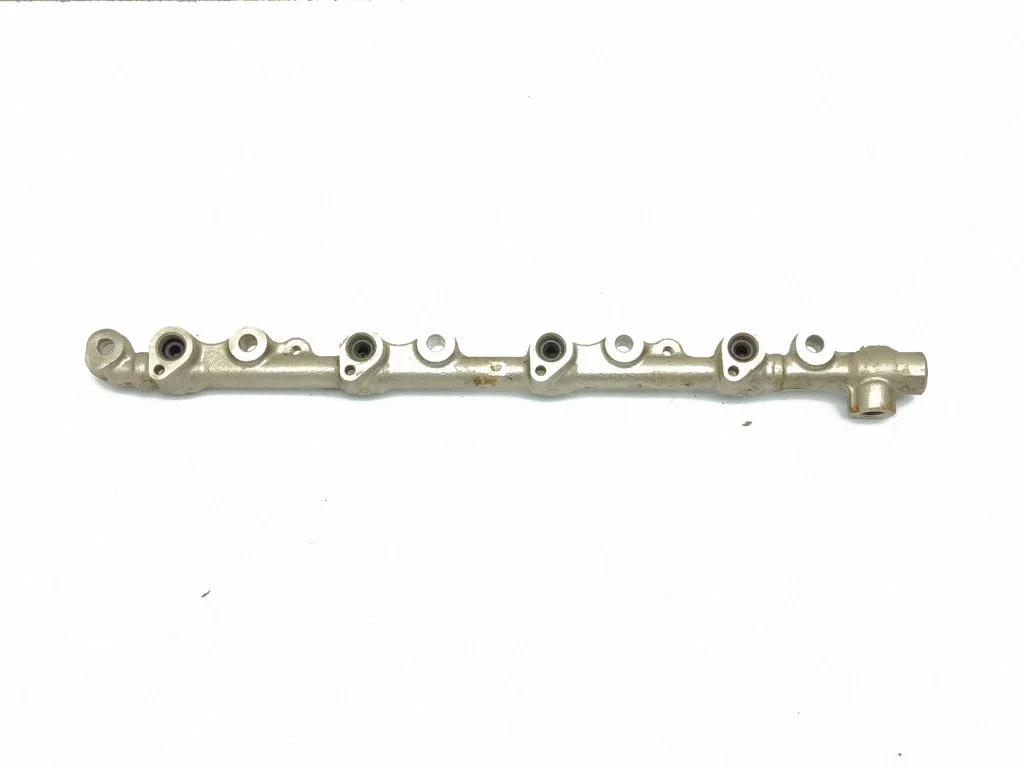 Fuel main line pipe – Lexus IS III XE30 (2013-2020)