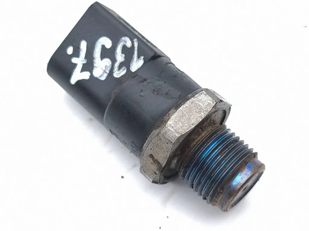Fuel pressure sensor 0281002504