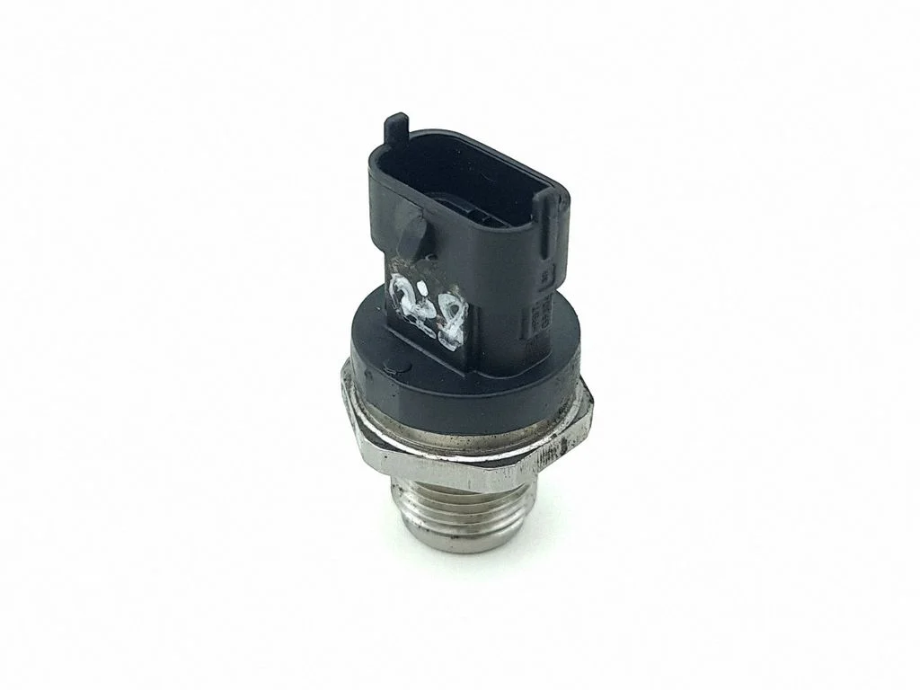 Fuel pressure sensor