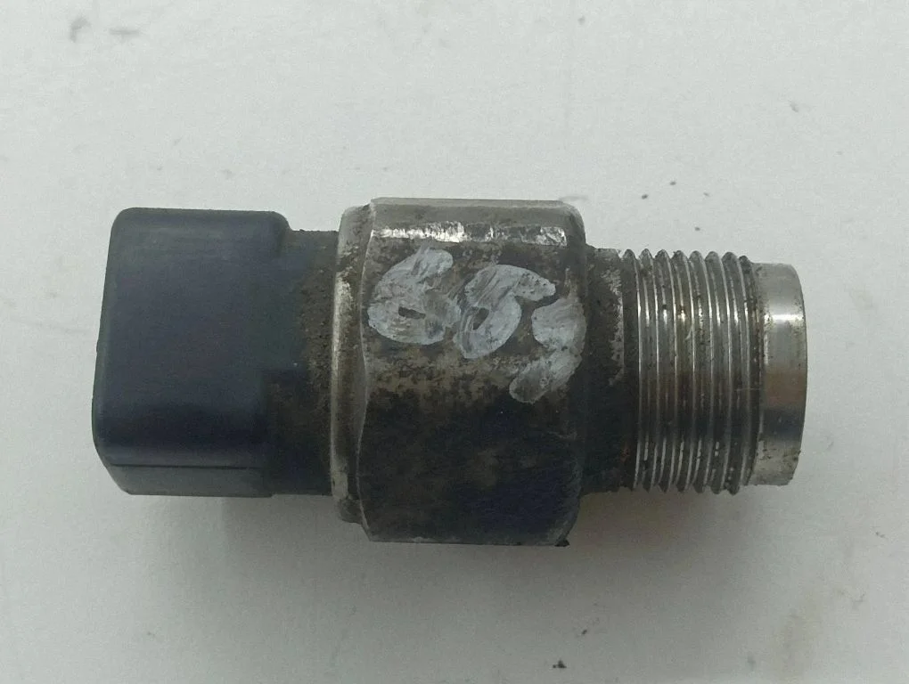 Fuel pressure sensor