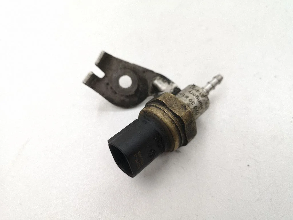 Fuel pressure sensor A6510703081