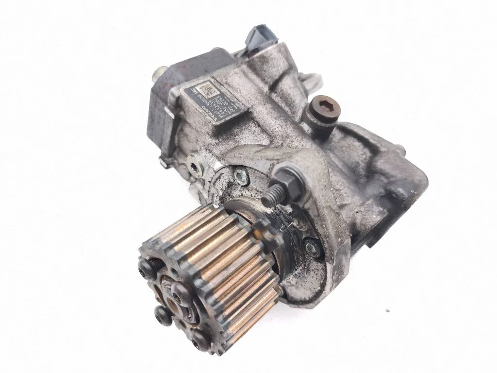 Fuel injection high pressure pump – Volvo S90, V90 (2016-)