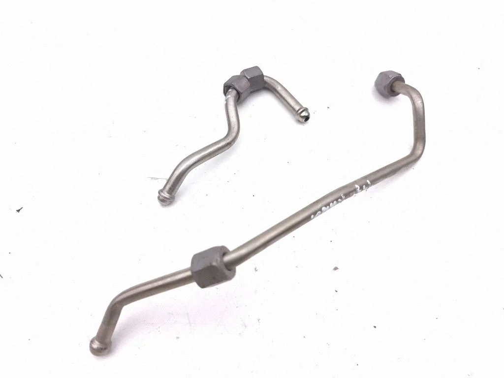 Fuel line pipe 8665626