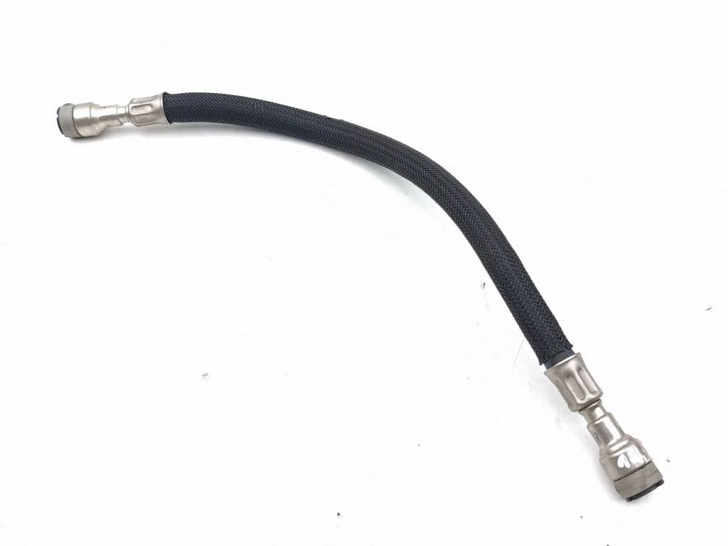 Fuel line pipe 010423