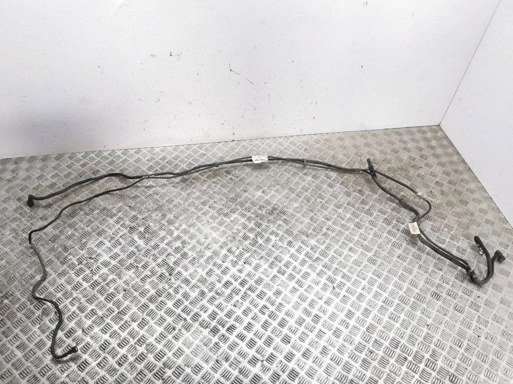 Fuel line pipe 9823574080