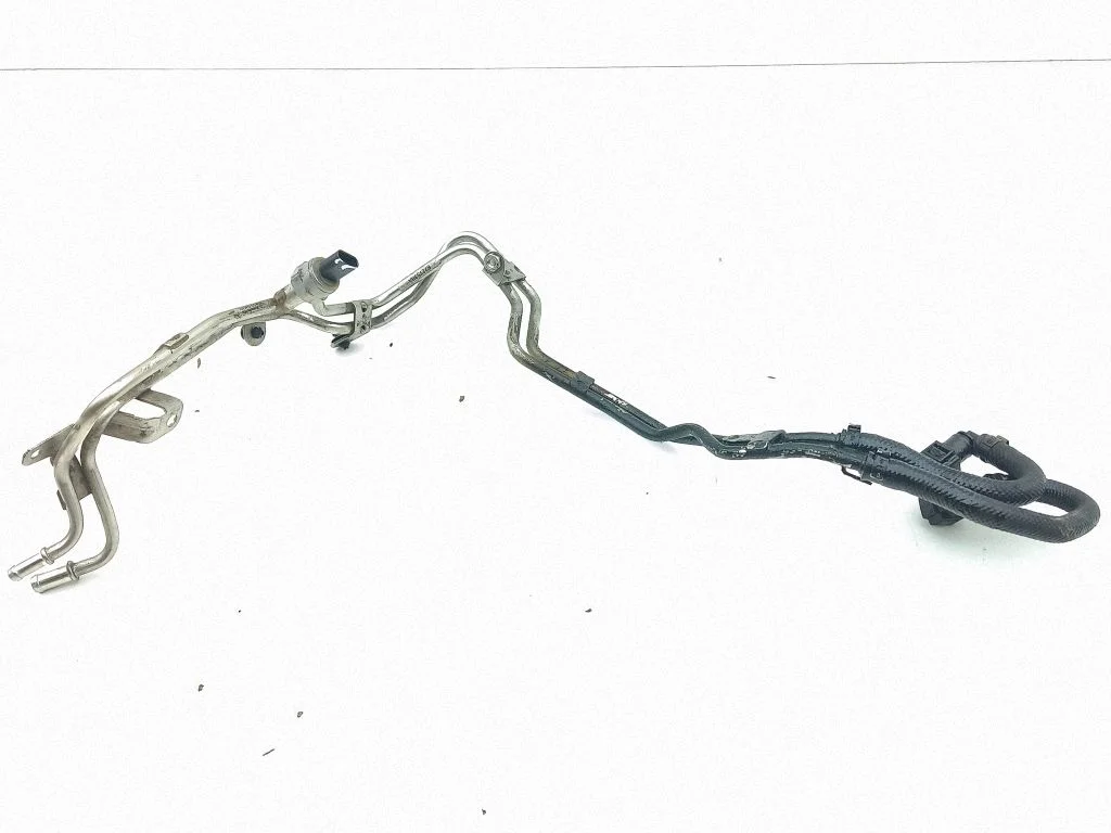 Fuel line pipe A6080701400