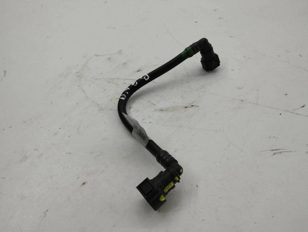 Fuel line pipe 0000225009