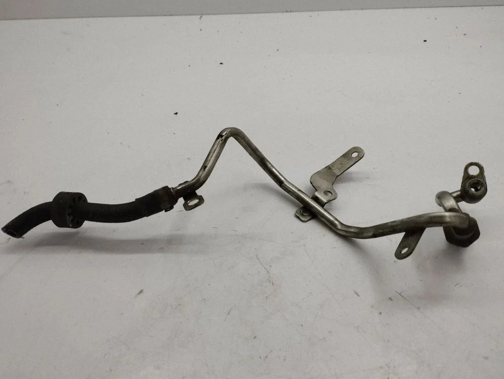 Fuel line pipe 16t173