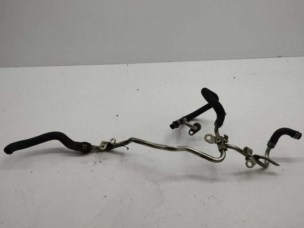 Fuel line pipe A6540702000