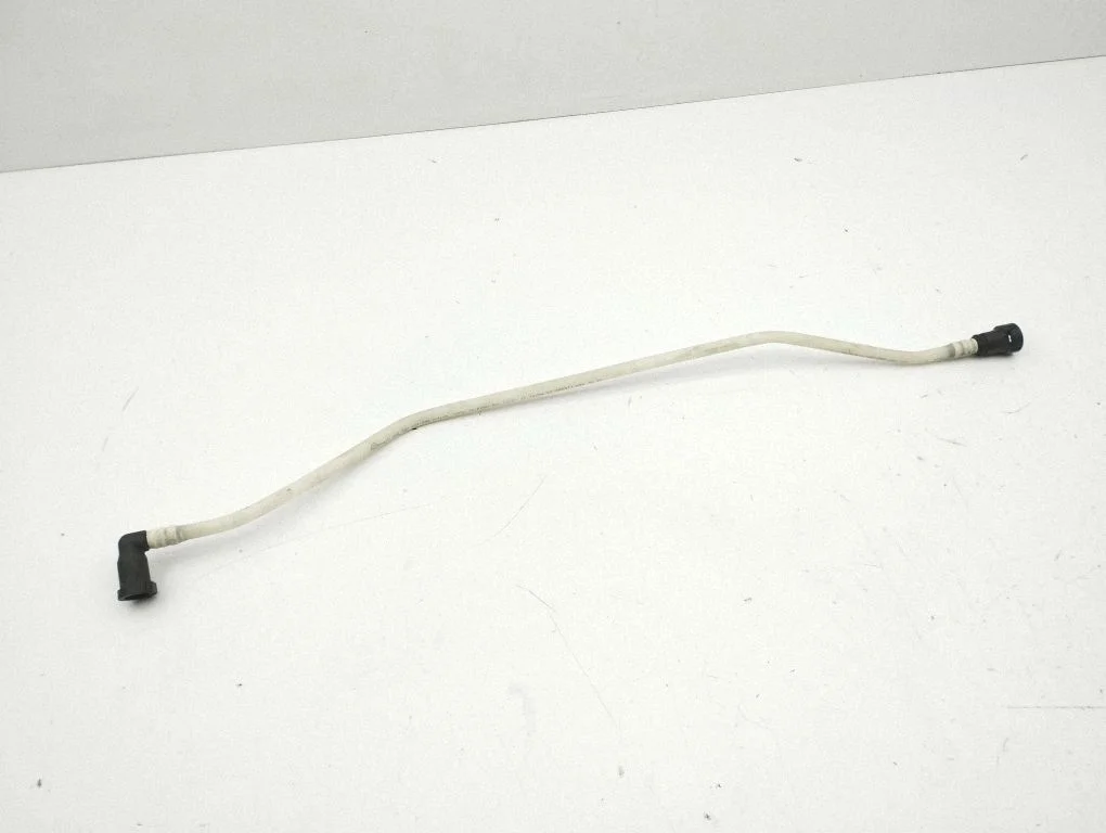 Fuel line pipe 5Q0201079