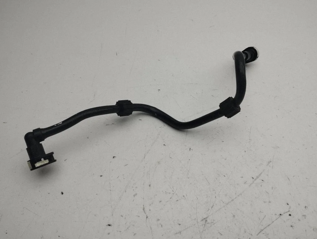 Fuel line pipe