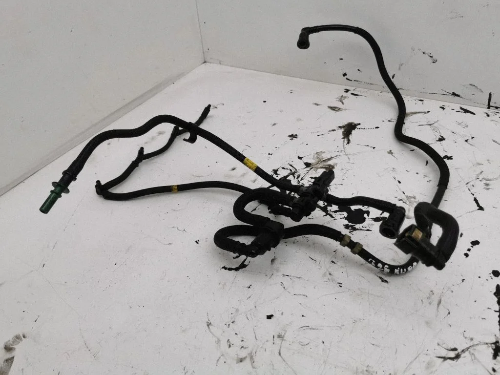 Fuel line pipe