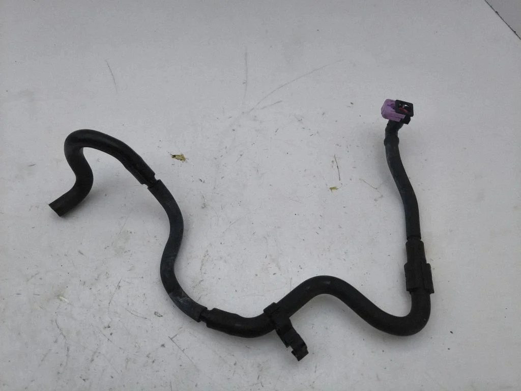 Fuel line pipe