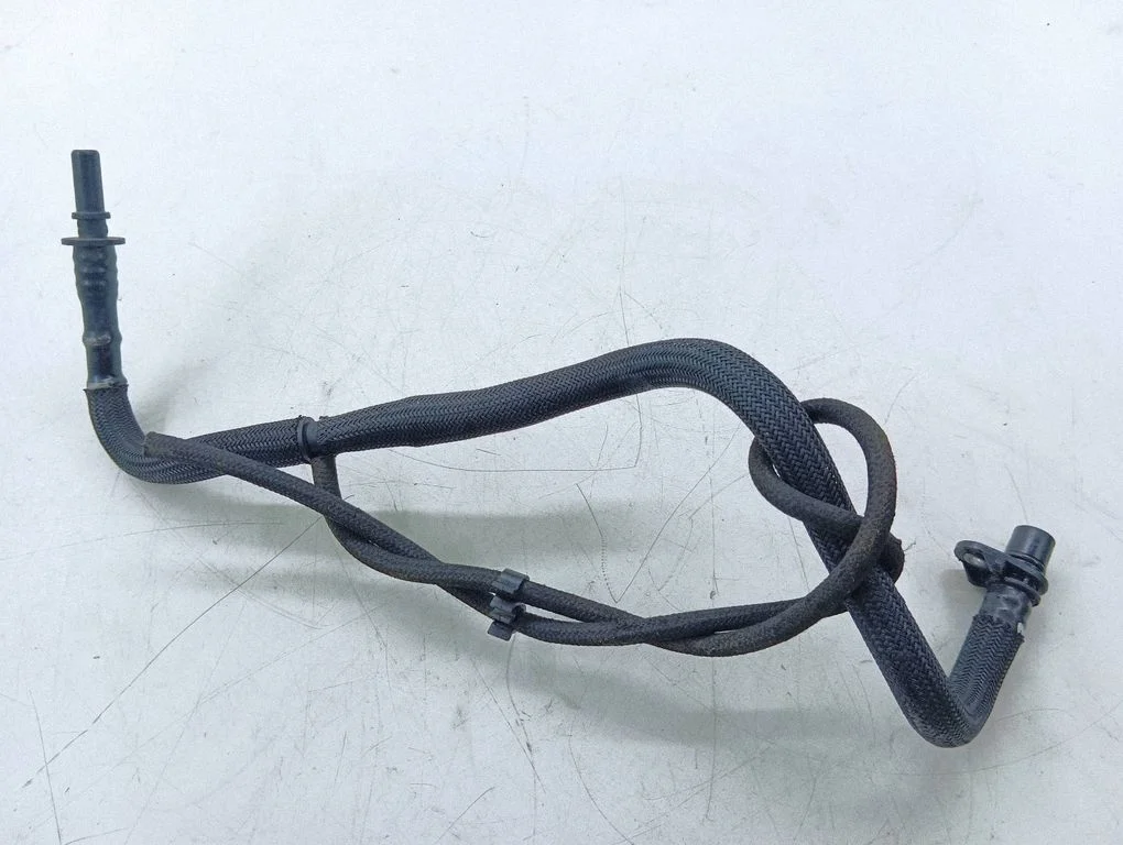 Fuel line pipe