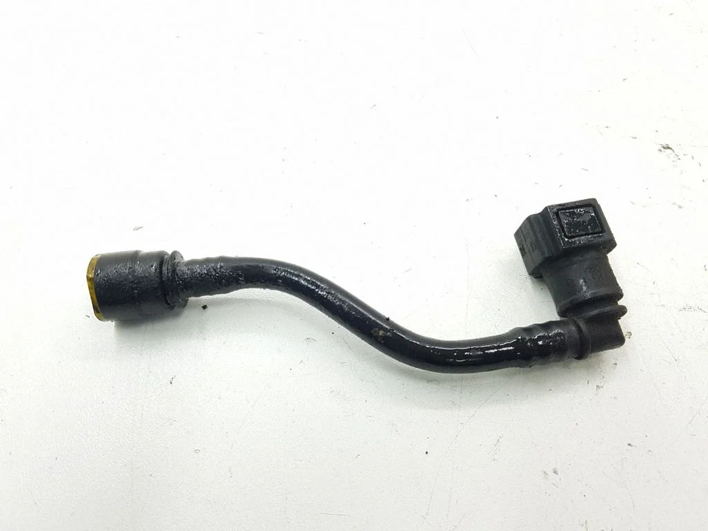 Fuel line pipe