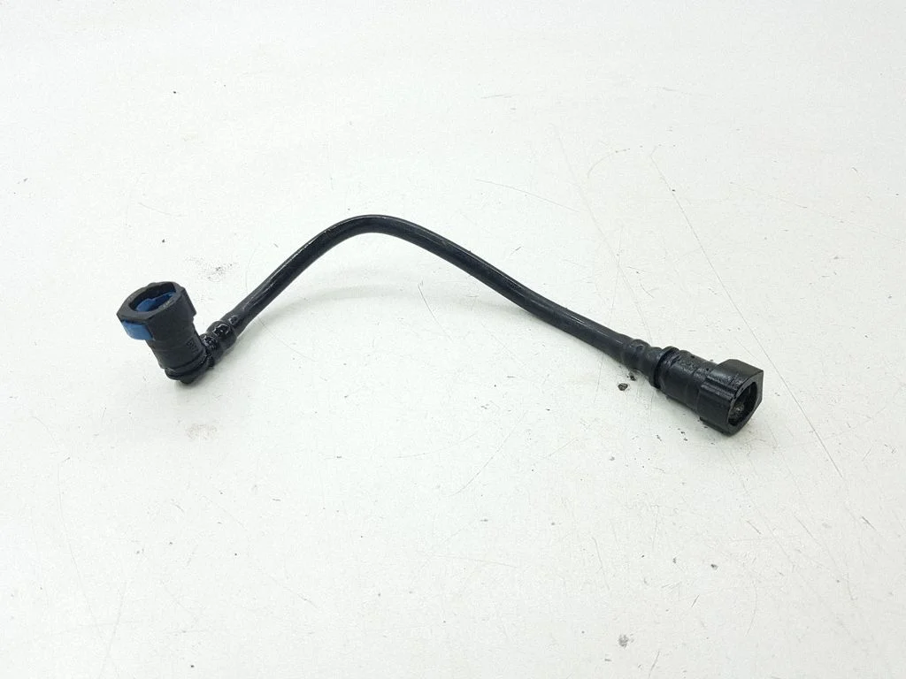 Fuel line pipe
