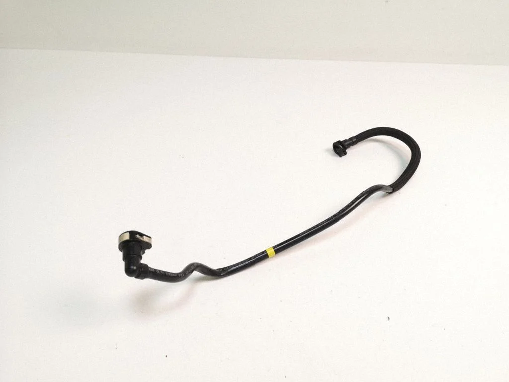 Fuel line pipe AV619B286AA