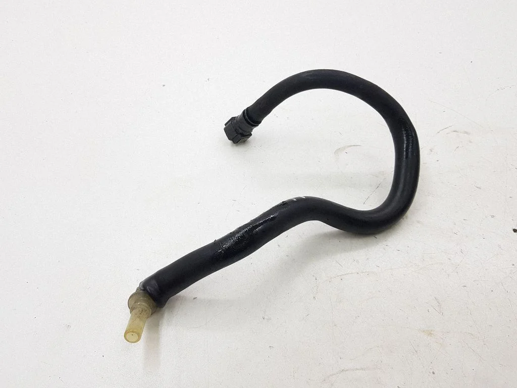 Fuel line pipe
