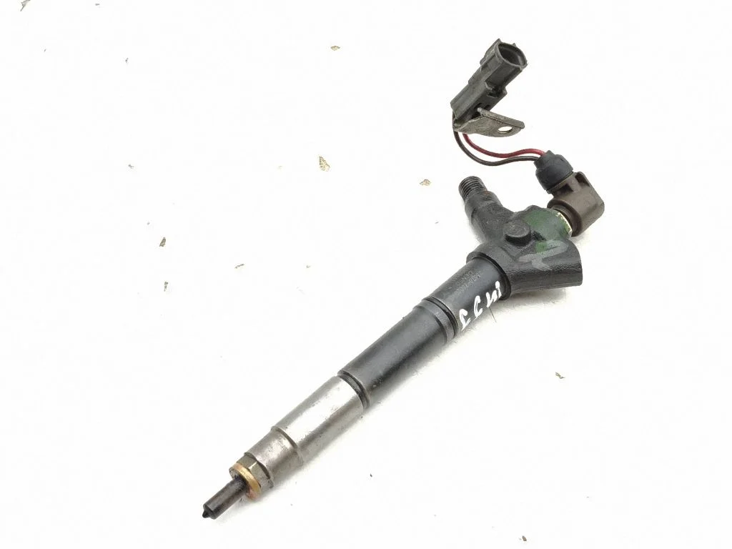 Fuel injector 2367026020
