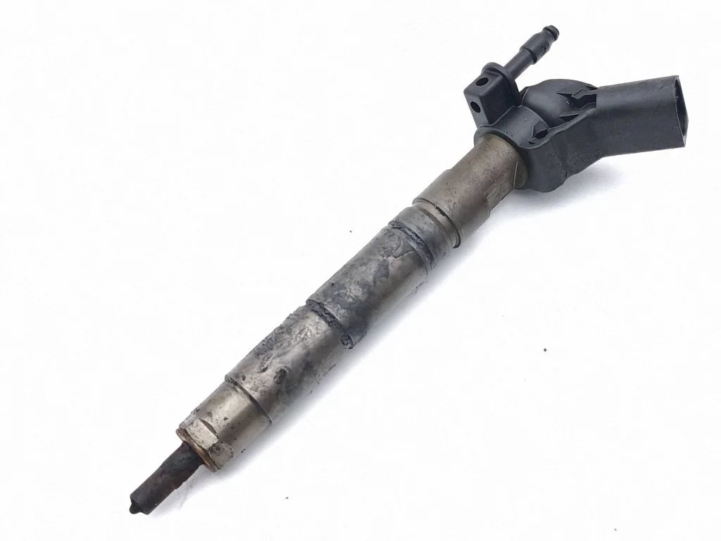 Fuel injector A6420701987