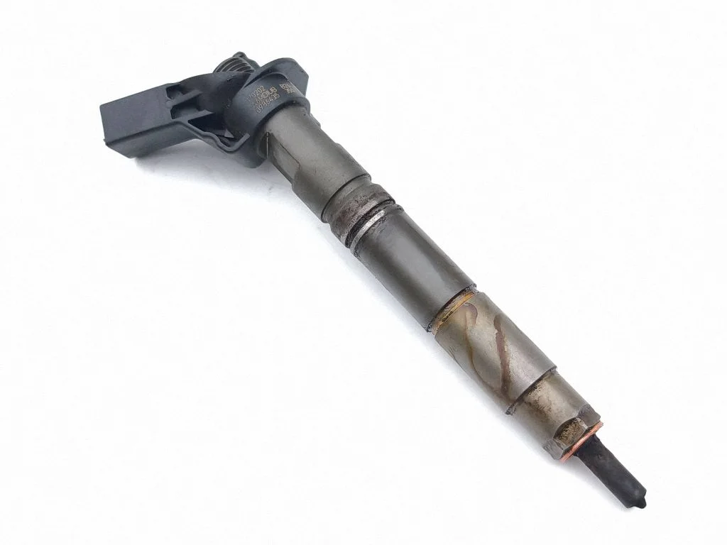 Fuel injector 0986435355