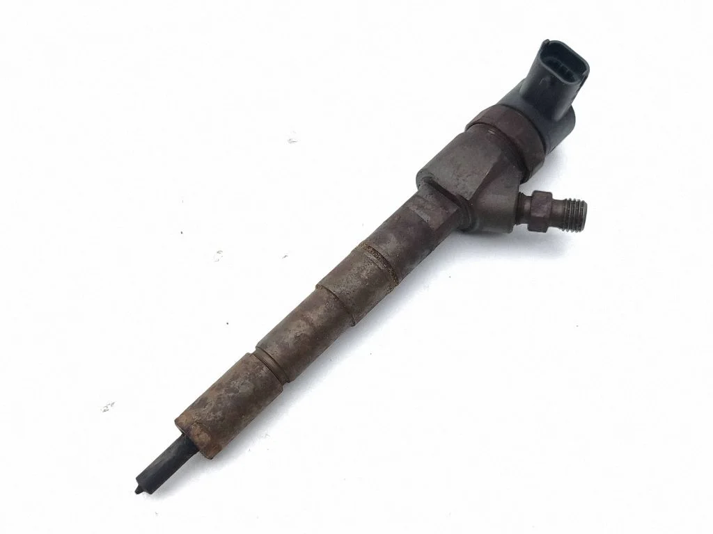 Fuel injector 0445110327