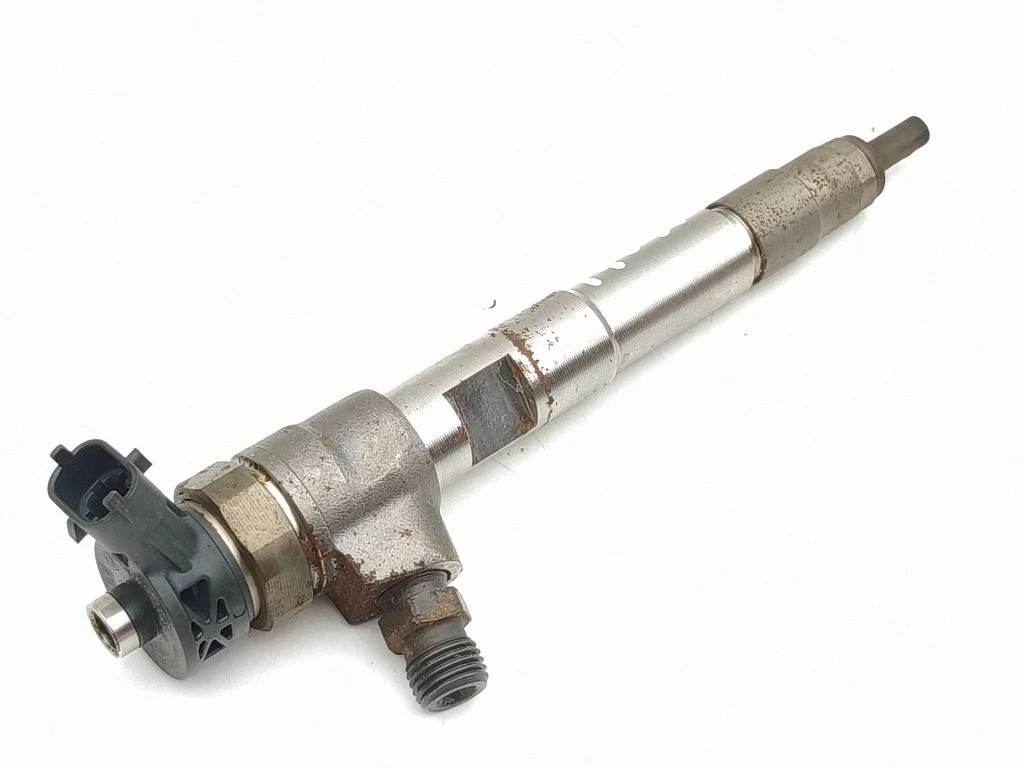 Fuel injector 0445876882