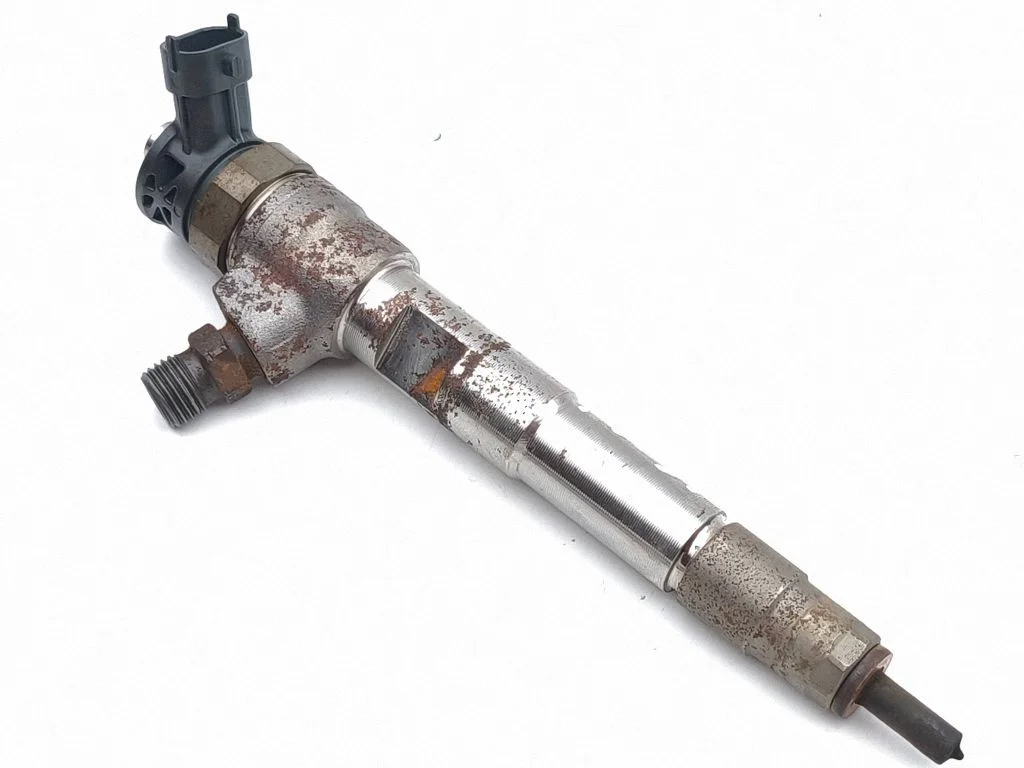 Fuel injector 0445876882