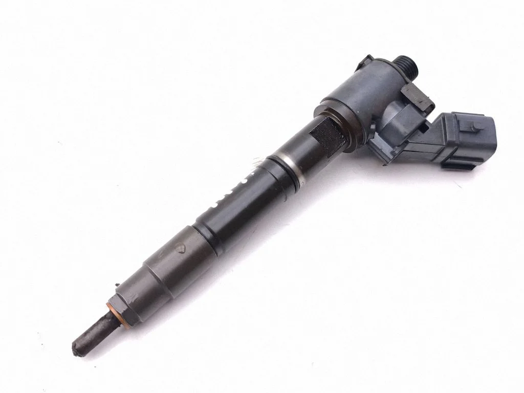 Fuel injector 31452115